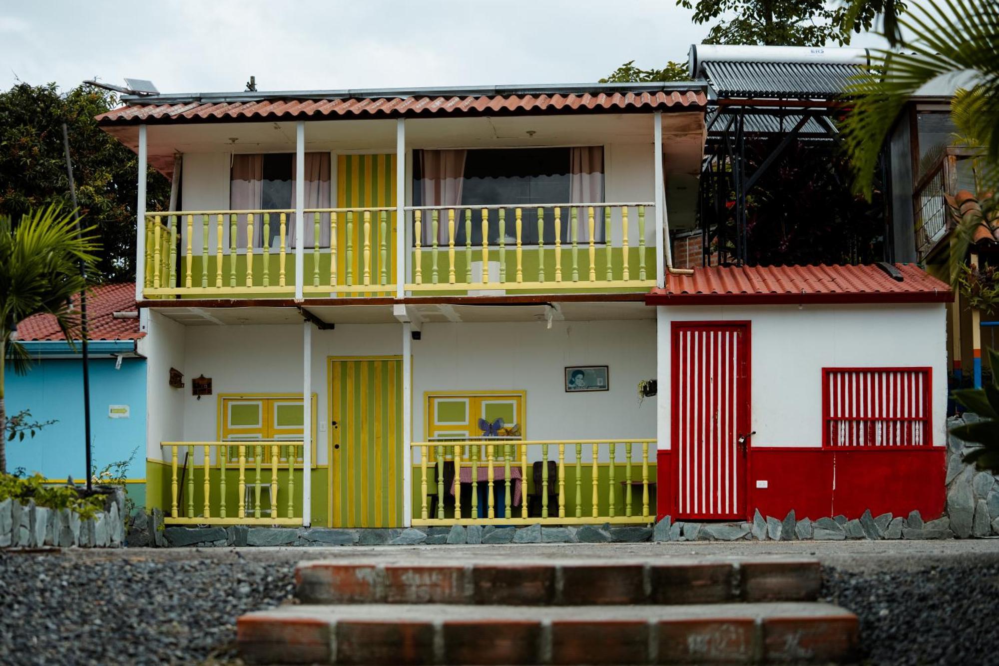 Finca Hotel Yerbabuena Pereira Exterior photo