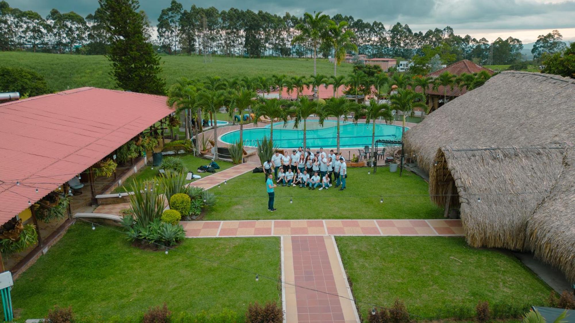 Finca Hotel Yerbabuena Pereira Exterior photo